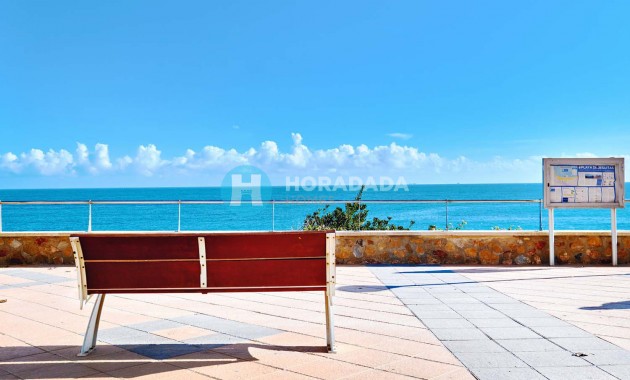 Sale - Apartment / flat -
Torre de La Horadada - Torre de La Horadada - Town