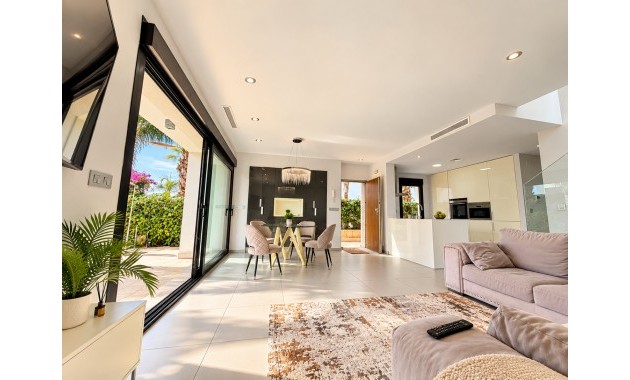 Sale - Detached Villa -
Ciudad Quesada - Doña Pepa