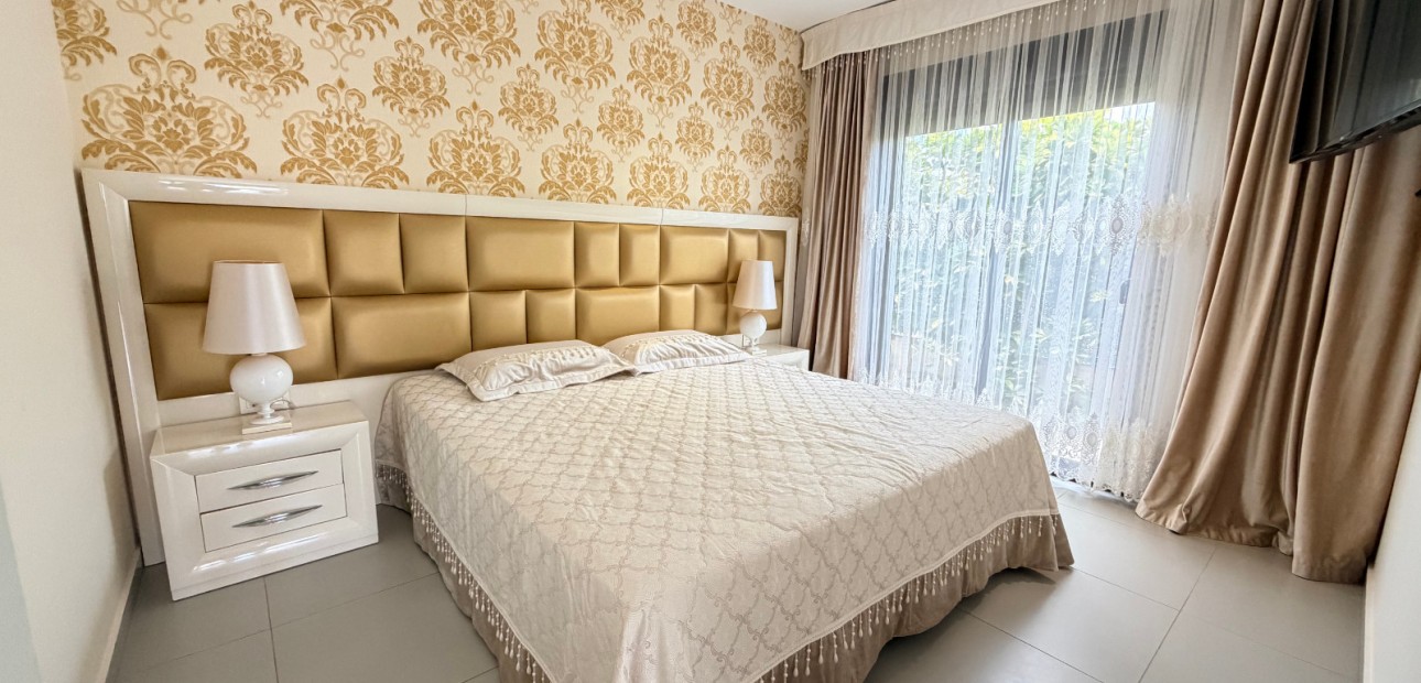 Sale - Detached Villa -
Ciudad Quesada - Doña Pepa