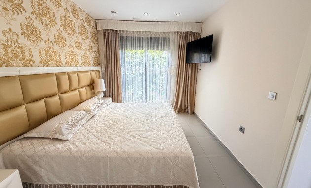 Sale - Detached Villa -
Ciudad Quesada - Doña Pepa
