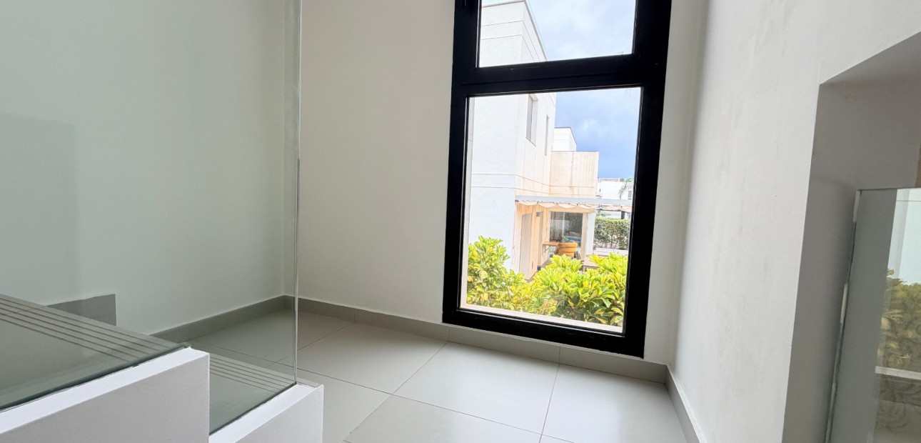 Sale - Detached Villa -
Ciudad Quesada - Doña Pepa