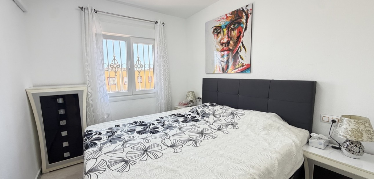 Venta - Apartamento / piso -
Orihuela Costa - Cabo Roig