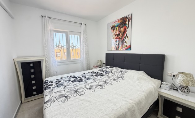 Venta - Apartamento / piso -
Orihuela Costa - Cabo Roig