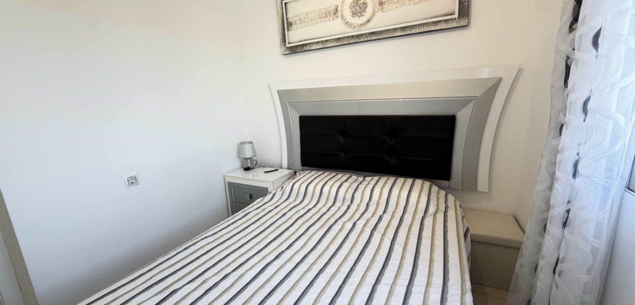 Venta - Apartamento / piso -
Orihuela Costa - Cabo Roig