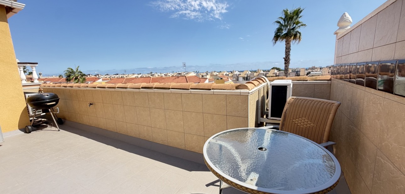 Venta - Apartamento / piso -
Orihuela Costa - Cabo Roig