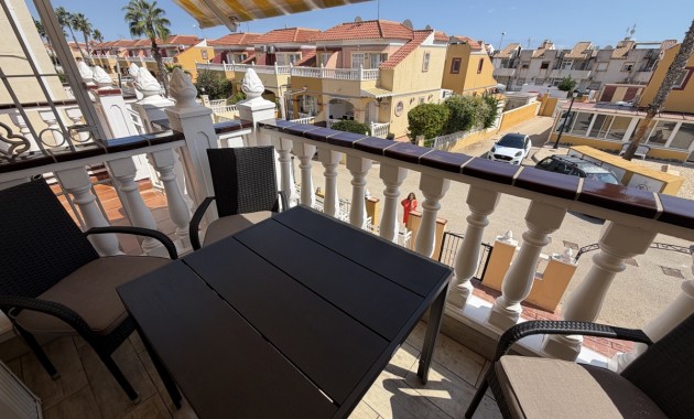 Venta - Apartamento / piso -
Orihuela Costa - Cabo Roig