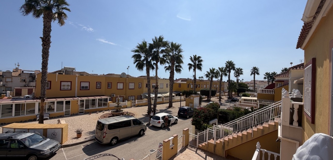 Venta - Apartamento / piso -
Orihuela Costa - Cabo Roig