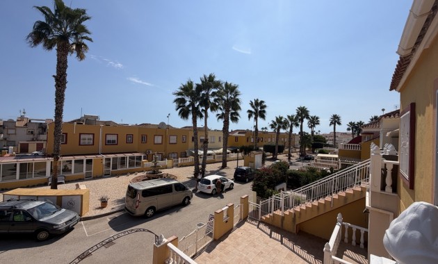 Venta - Apartamento / piso -
Orihuela Costa - Cabo Roig