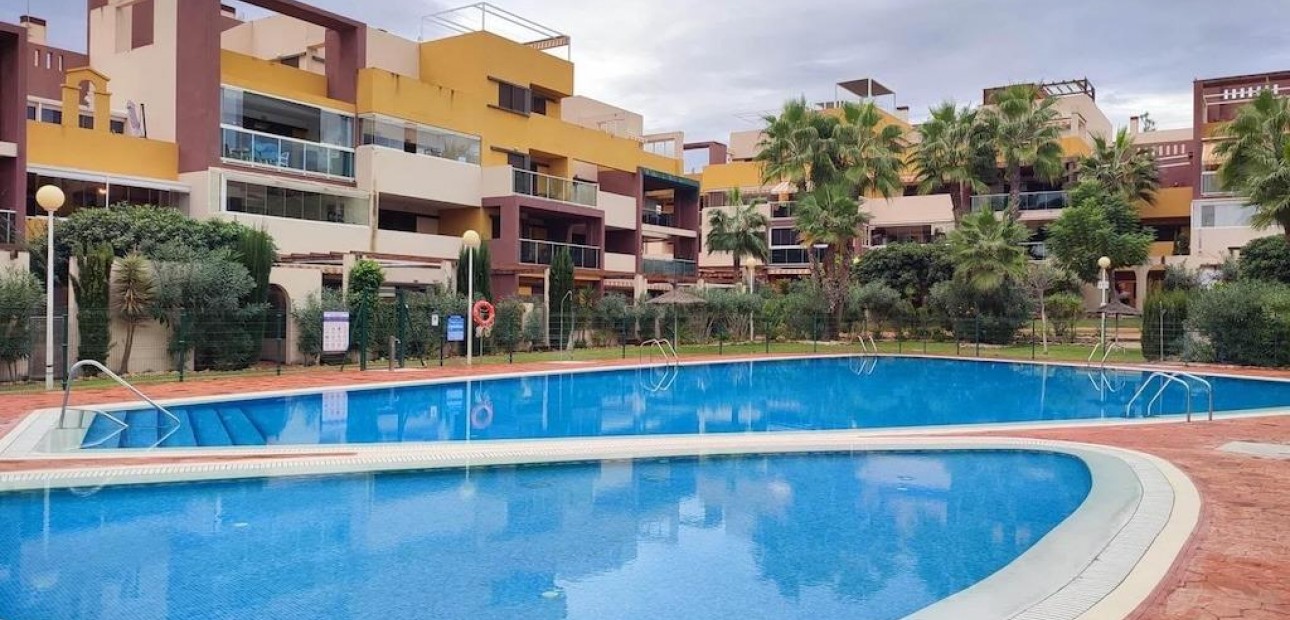 Venta - Apartamento / piso -
Orihuela Costa - Punta Prima