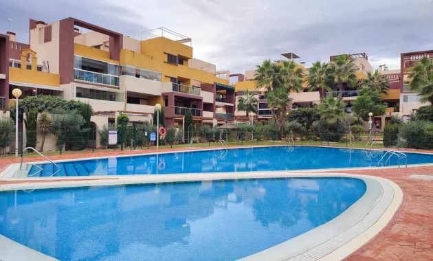 Venta - Apartamento / piso -
Orihuela Costa - Punta Prima