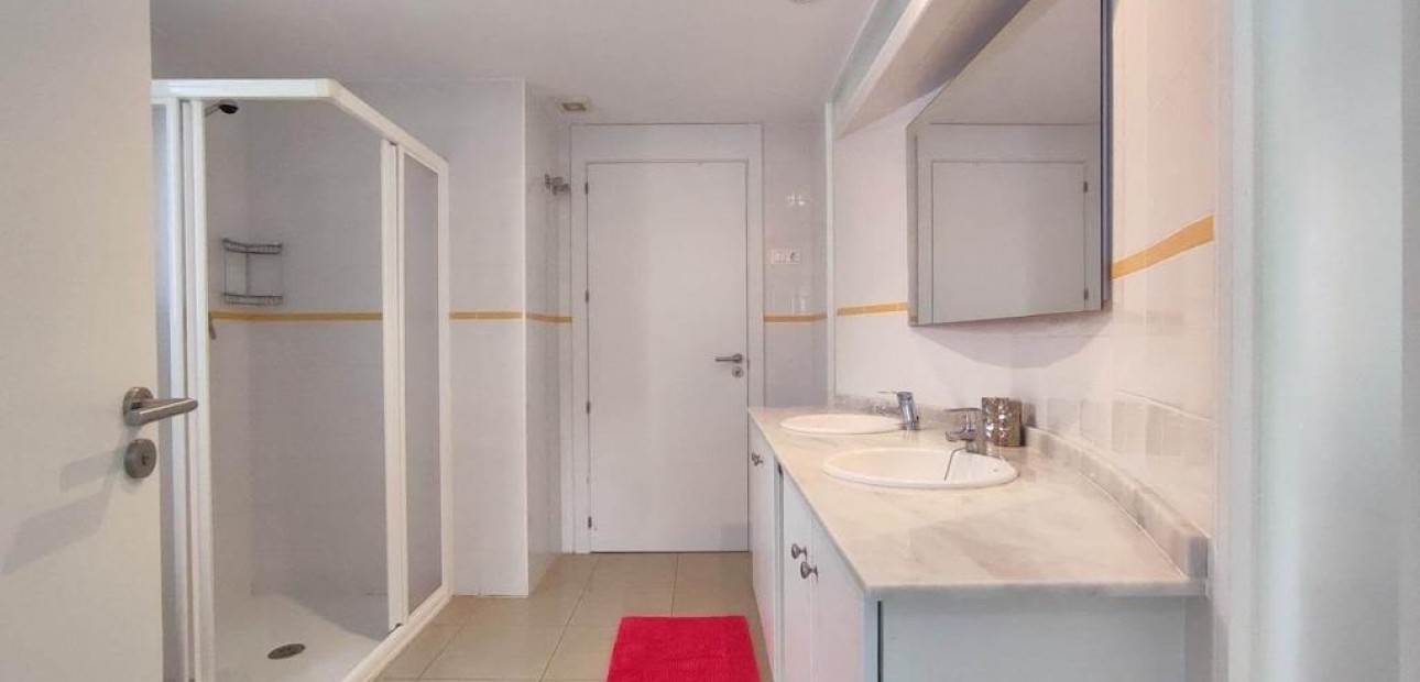 Venta - Apartamento / piso -
Orihuela Costa - Punta Prima