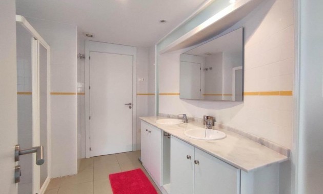 Venta - Apartamento / piso -
Orihuela Costa - Punta Prima