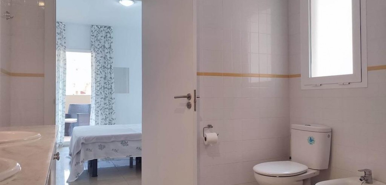 Venta - Apartamento / piso -
Orihuela Costa - Punta Prima