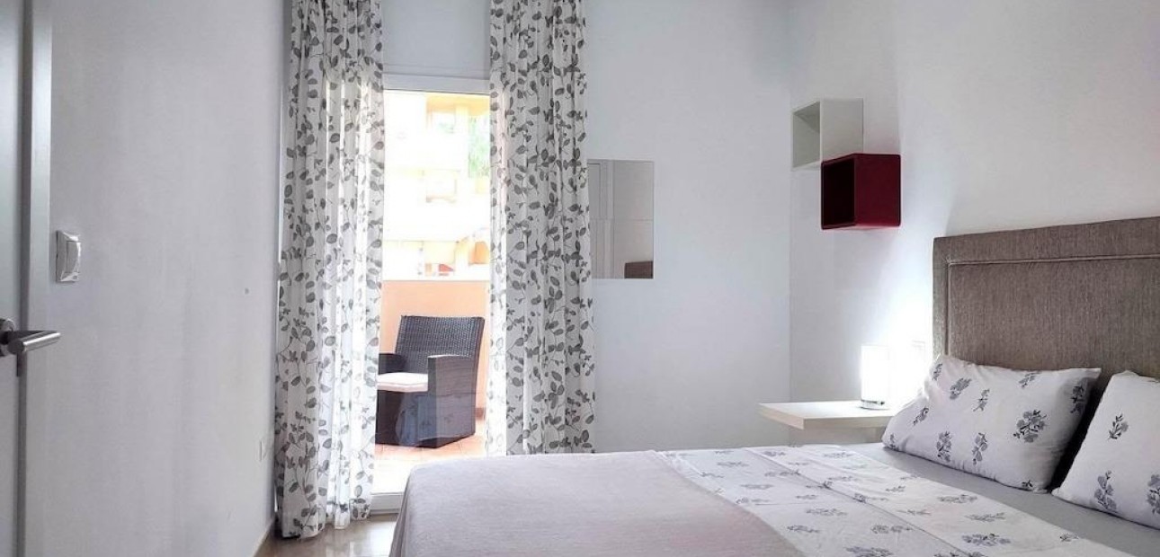 Venta - Apartamento / piso -
Orihuela Costa - Punta Prima