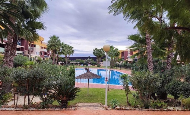 Venta - Apartamento / piso -
Orihuela Costa - Punta Prima