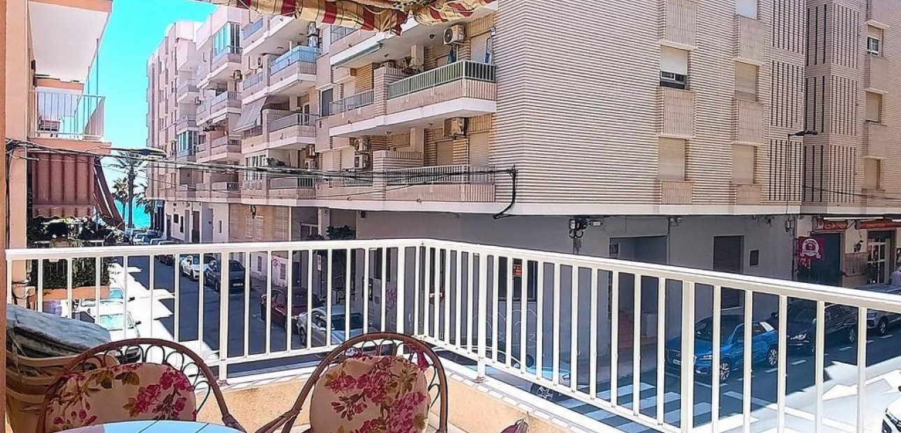 Venta - Apartamento / piso -
Torrevieja - Estacion de autobuses