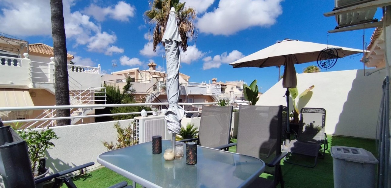 Venta - Terraced house -
Torrevieja - Los Balcones - Los Altos del Edén