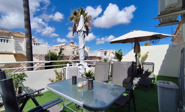 Venta - Terraced house -
Torrevieja - Los Balcones - Los Altos del Edén
