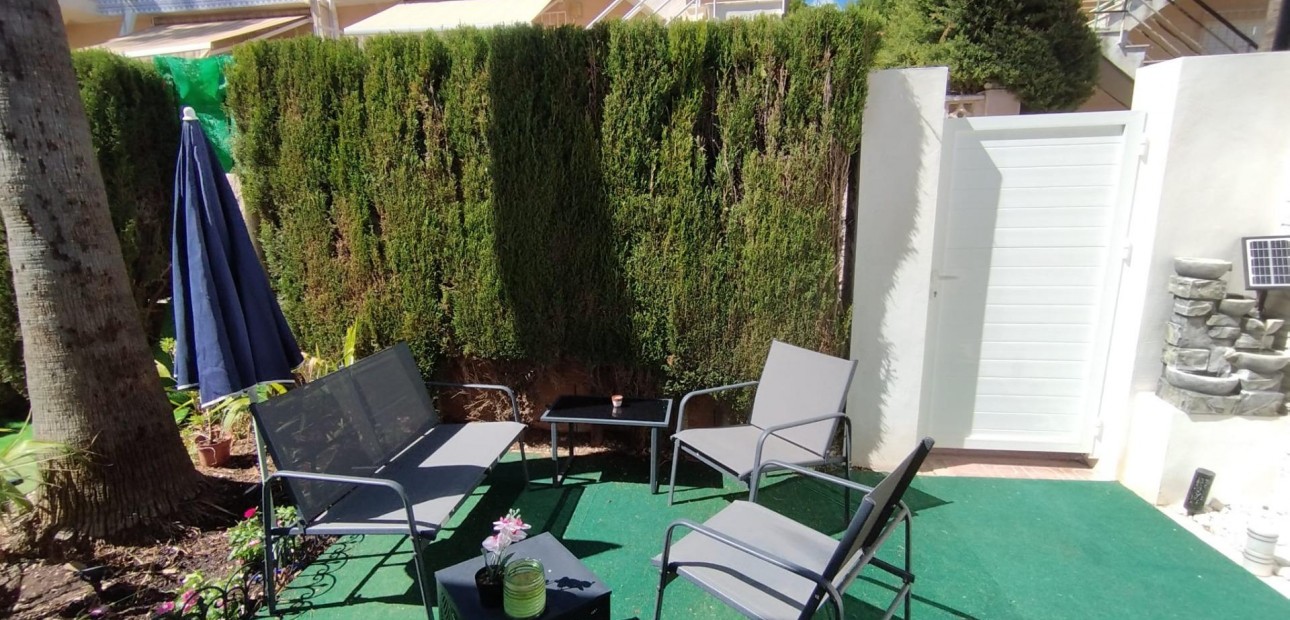 Venta - Terraced house -
Torrevieja - Los Balcones - Los Altos del Edén