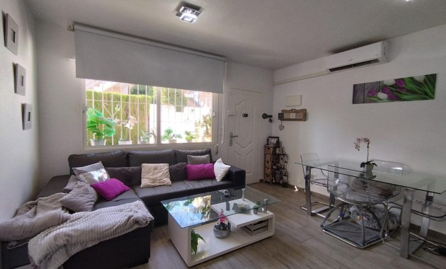 Venta - Terraced house -
Torrevieja - Los Balcones - Los Altos del Edén