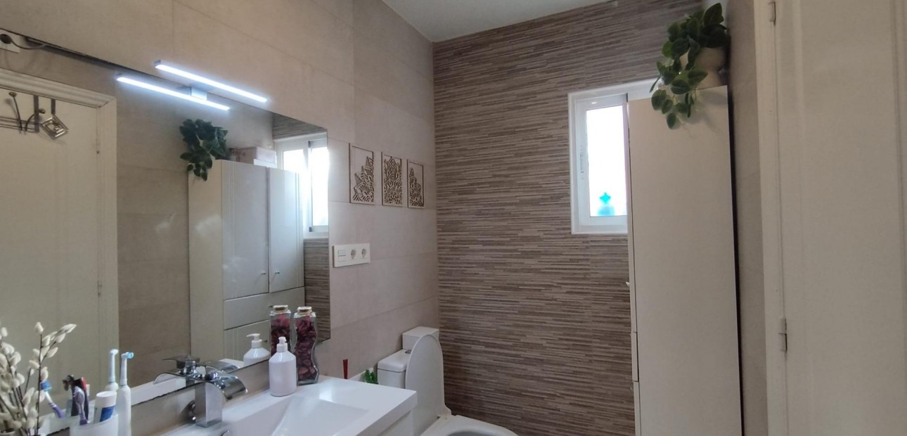 Venta - Terraced house -
Torrevieja - Los Balcones - Los Altos del Edén