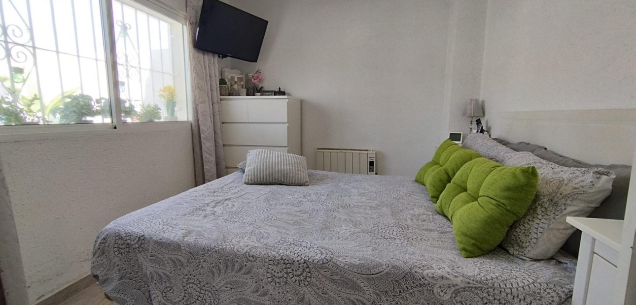 Venta - Terraced house -
Torrevieja - Los Balcones - Los Altos del Edén