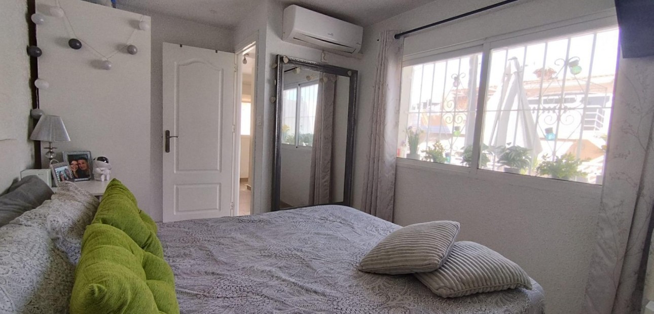 Venta - Terraced house -
Torrevieja - Los Balcones - Los Altos del Edén