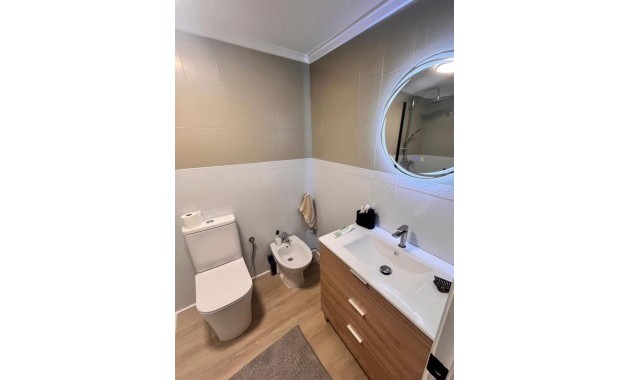 Herverkoop - Appartement / flat -
Torrevieja - torrevieja