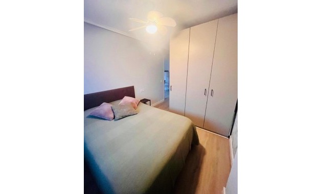Herverkoop - Appartement / flat -
Torrevieja - torrevieja