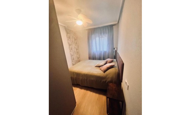 Herverkoop - Appartement / flat -
Torrevieja - torrevieja