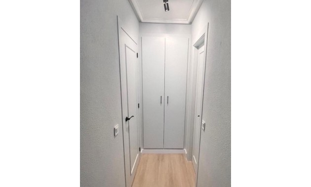Herverkoop - Appartement / flat -
Torrevieja - torrevieja