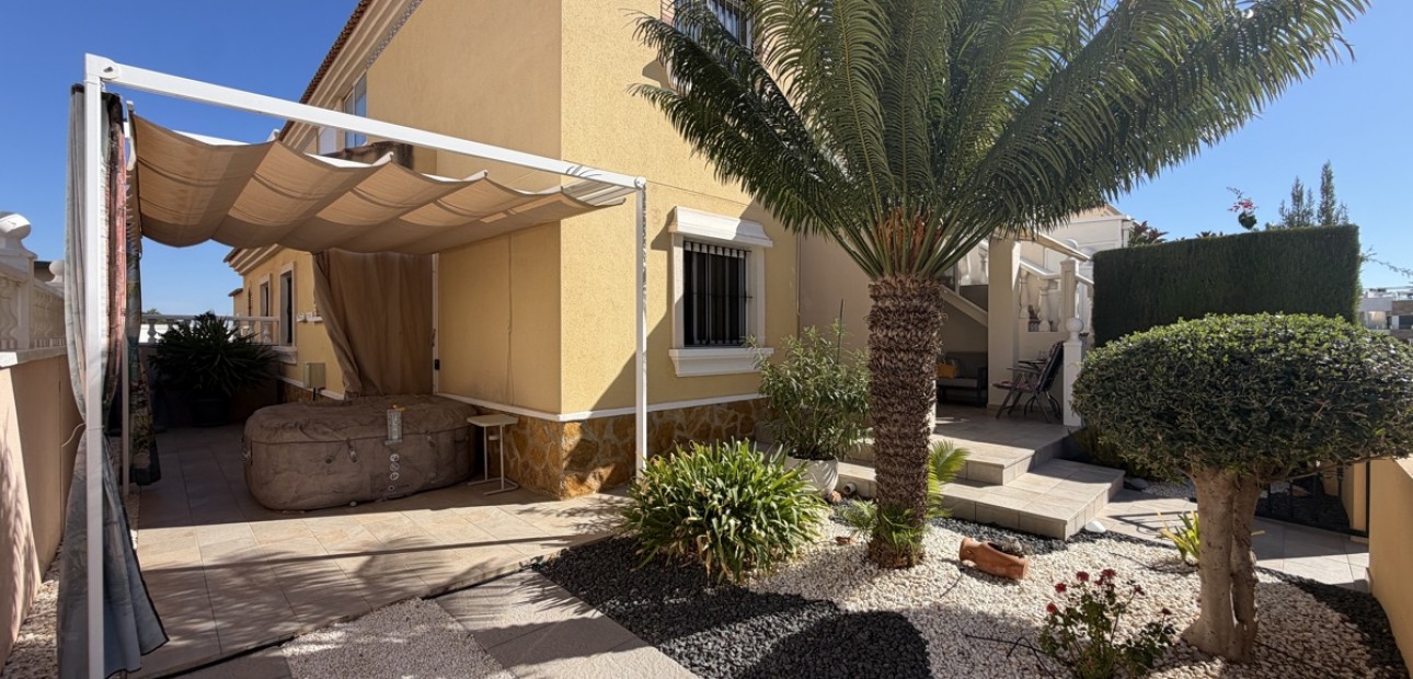 Venta - Apartamento / piso -
Orihuela Costa - Los Dolses