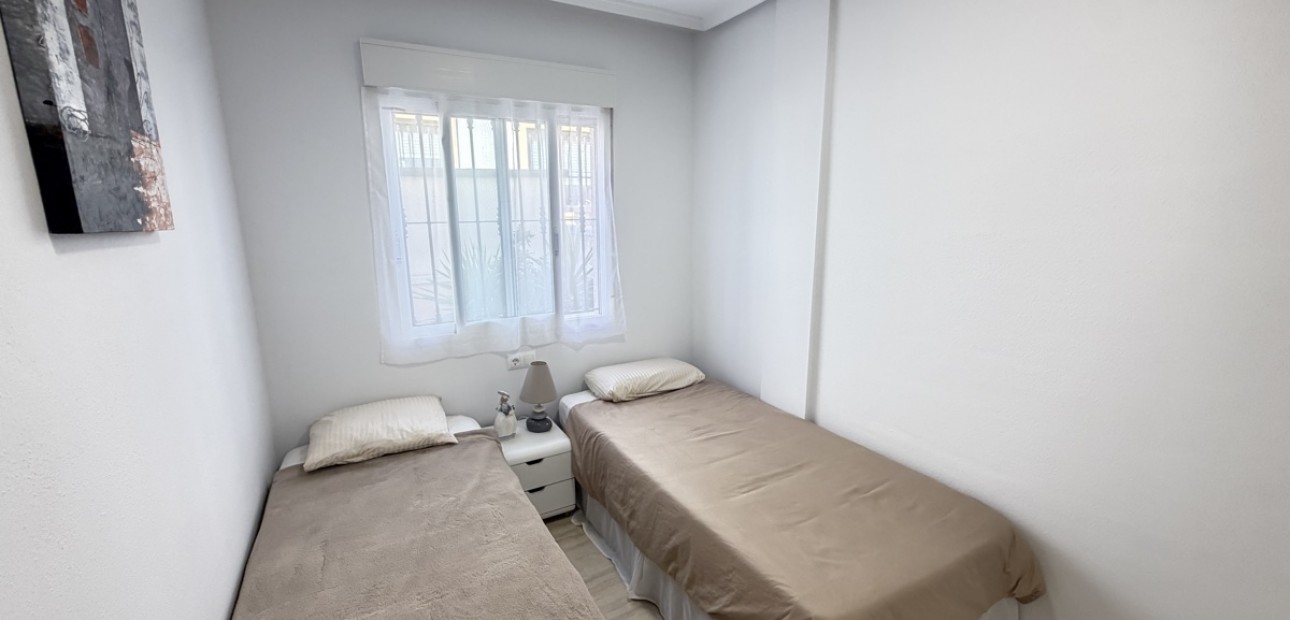 Venta - Apartamento / piso -
Orihuela Costa - Los Dolses