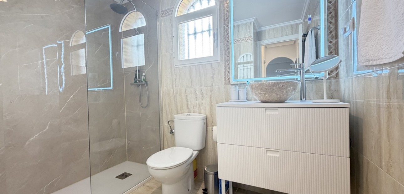 Venta - Apartamento / piso -
Orihuela Costa - Los Dolses