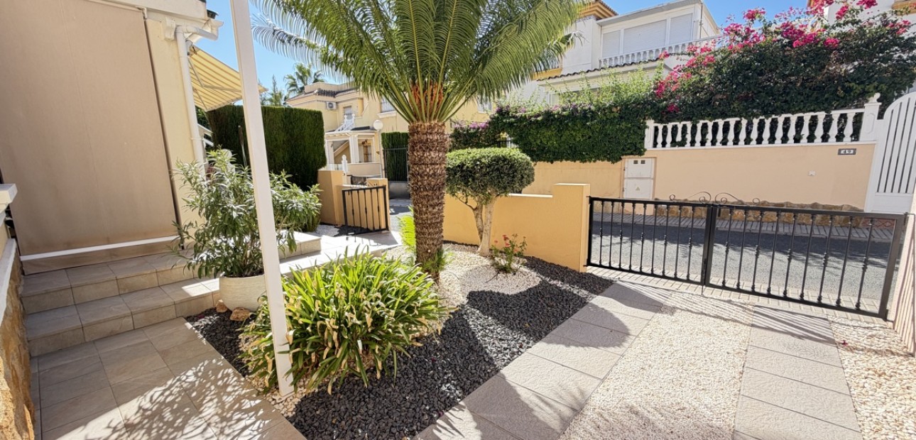 Venta - Apartamento / piso -
Orihuela Costa - Los Dolses