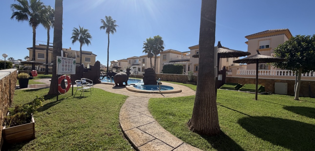 Venta - Apartamento / piso -
Orihuela Costa - Los Dolses