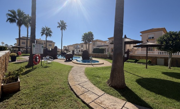 Venta - Apartamento / piso -
Orihuela Costa - Los Dolses