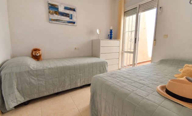 Venta - Apartamento / piso -
Orihuela Costa - Playa Flamenca
