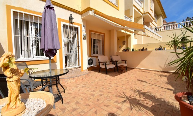 Venta - Apartamento / piso -
Orihuela Costa - Playa Flamenca