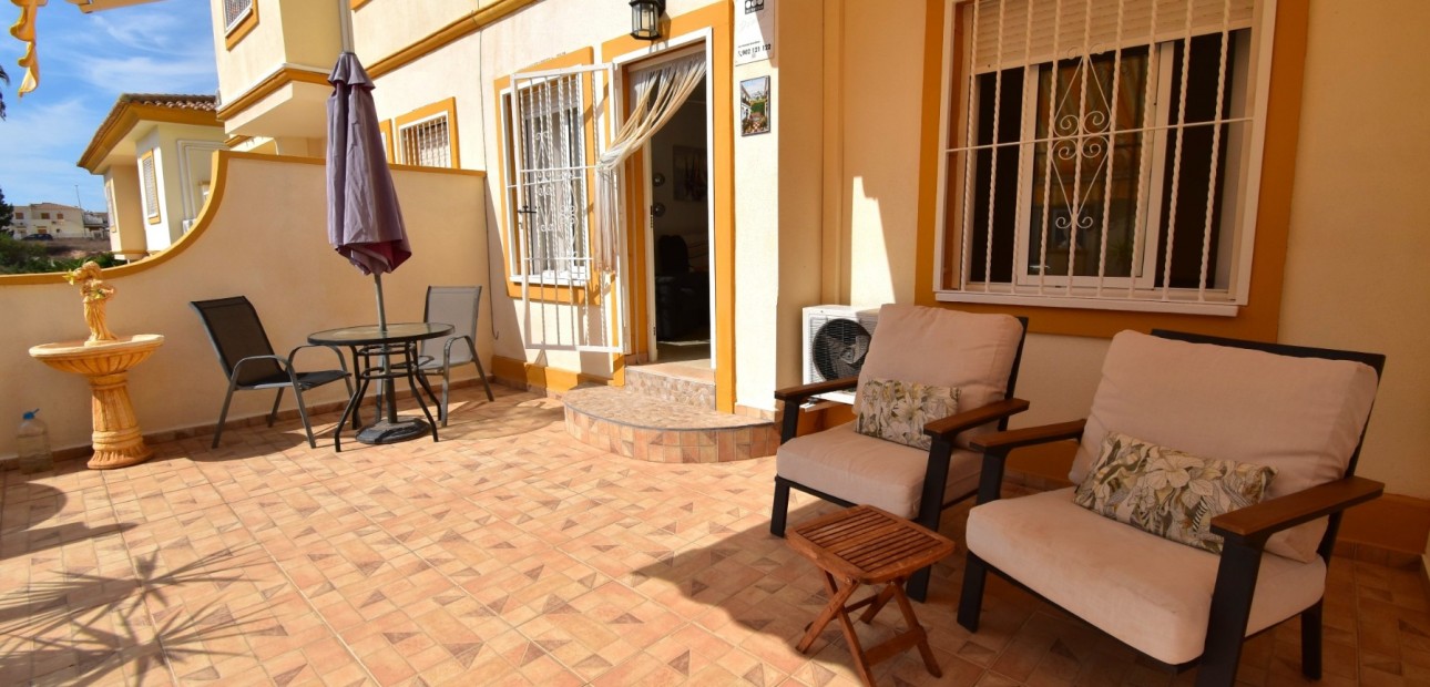 Venta - Apartamento / piso -
Orihuela Costa - Playa Flamenca