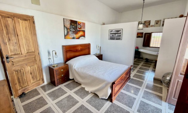 Venta - Finca / Country Property -
Dolores - Comunidad Valenciana