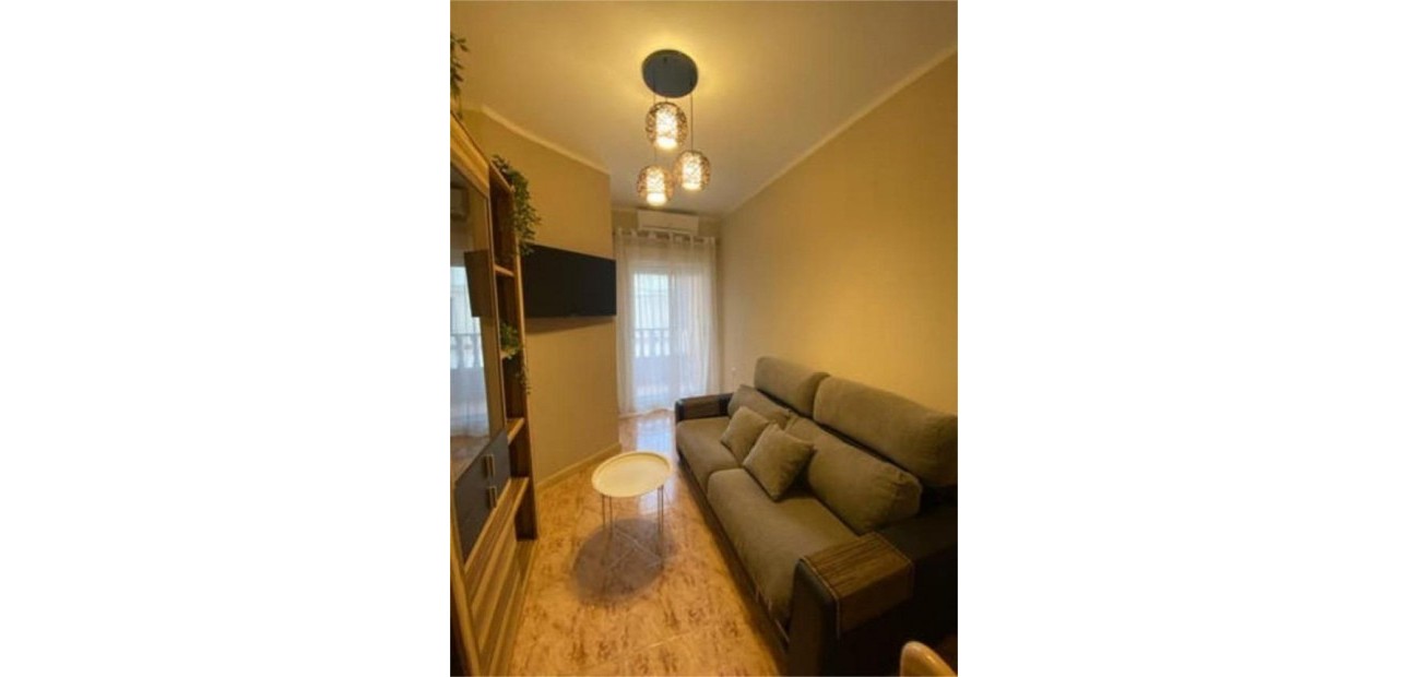 Herverkoop - Appartement / flat -
Torrevieja - torrevieja