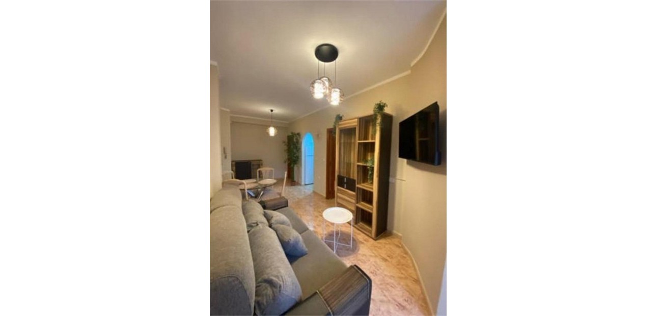 Herverkoop - Appartement / flat -
Torrevieja - torrevieja