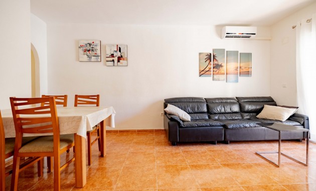 Venta - Apartament / Duplex -
Torrevieja - Playa Los Locos