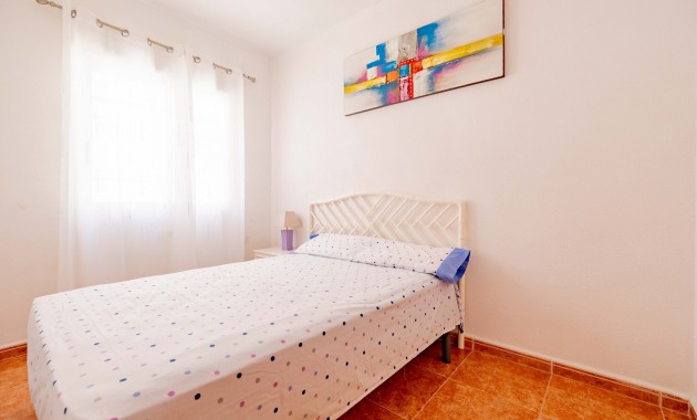 Venta - Apartament / Duplex -
Torrevieja - Playa Los Locos