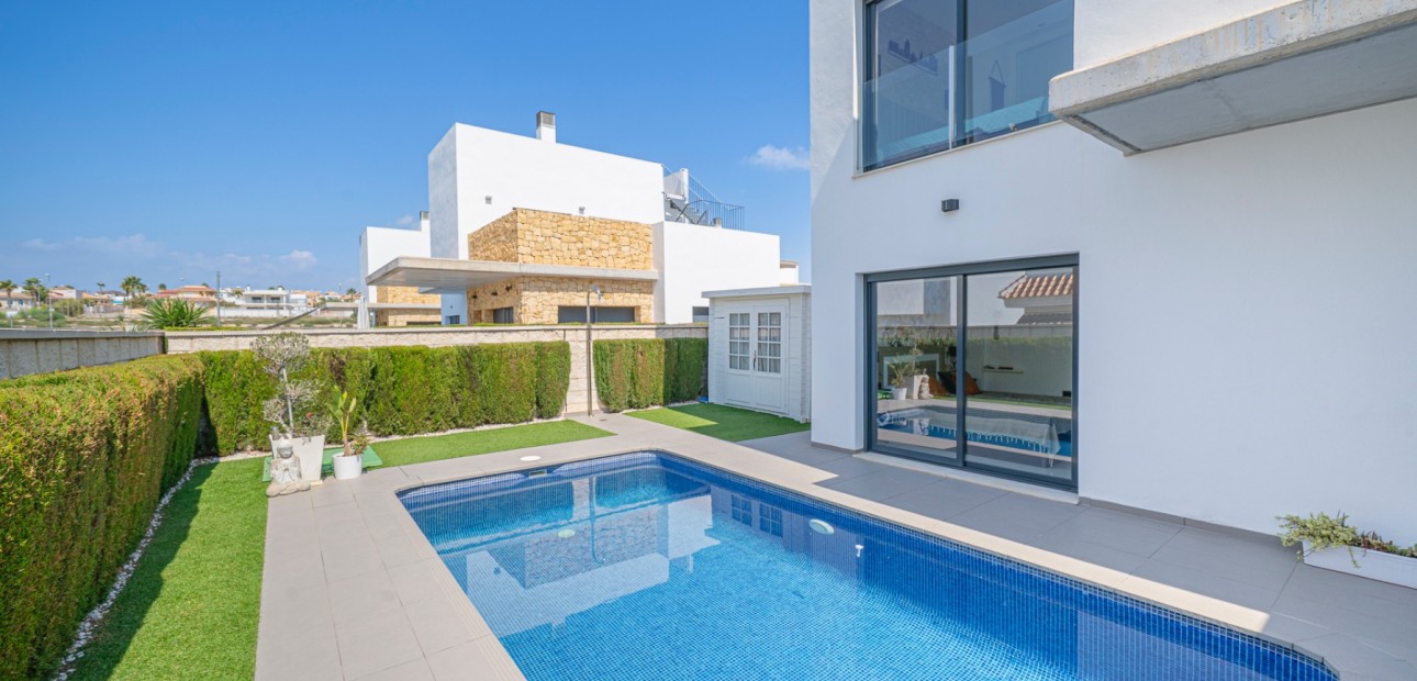 Venta - Detached Villa -
Ciudad Quesada - Lo Pepin
