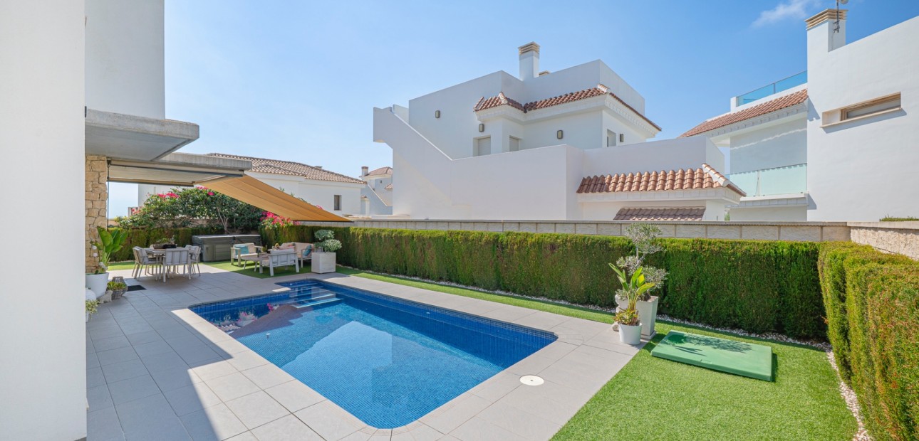 Venta - Detached Villa -
Ciudad Quesada - Lo Pepin