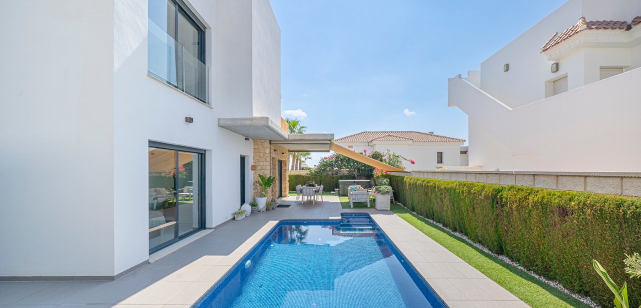 Venta - Detached Villa -
Ciudad Quesada - Lo Pepin