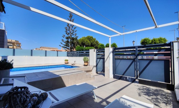 Venta - Detached Villa -
Formentera del Segura - Formentera - Village