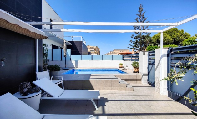 Venta - Detached Villa -
Formentera del Segura - Formentera - Village